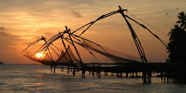 1200px-Chinese_Fishing_Nets_Cochin