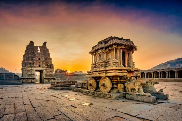 Vastuchitra_Stone-Chariot-Hampi